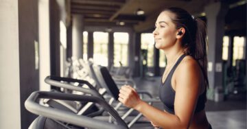 Treinar em uma academia: O bem estar que você sente no corpo e na mente.