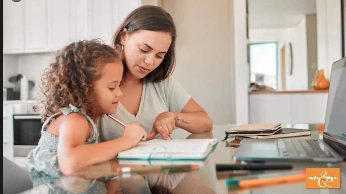 Como estudar com os filhos e transformar o aprendizado em um momento de conexão